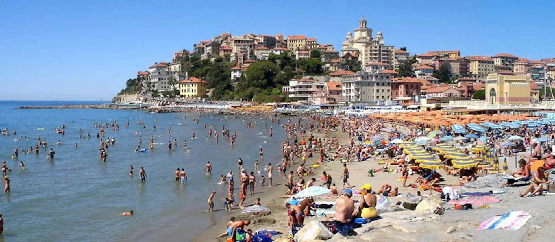 Casa Marina 50 Mt Dal Mare Apartment Imperia Italy