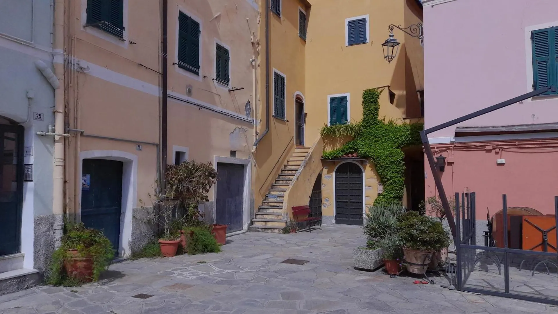 Casa Marina 50 Mt Dal Mare Apartment Imperia
